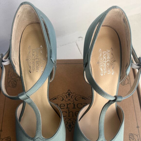 American Duchess Marigold Rhinestone 1920s Pumps (Sea Green) Size 8 - Picture 7 of 7